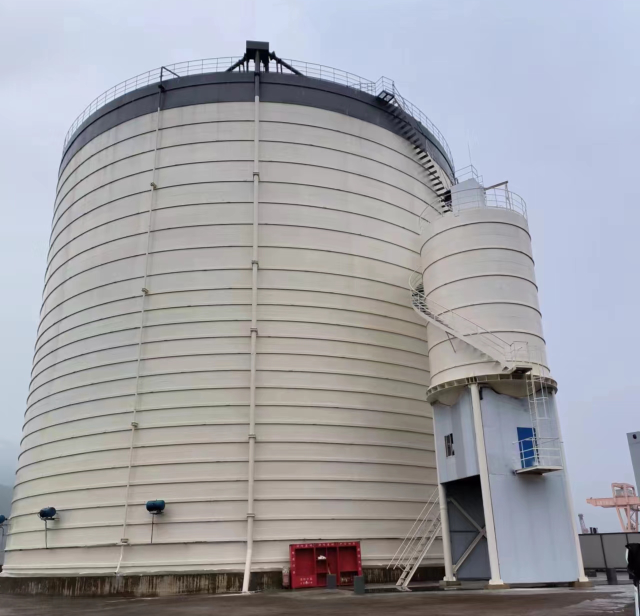 萝北10万吨水泥钢板库